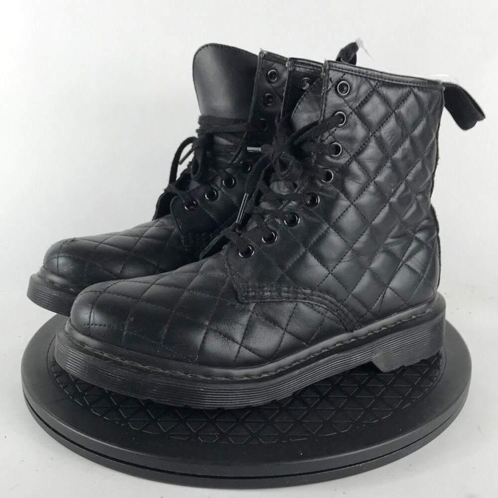Quilted Black Women's Boots